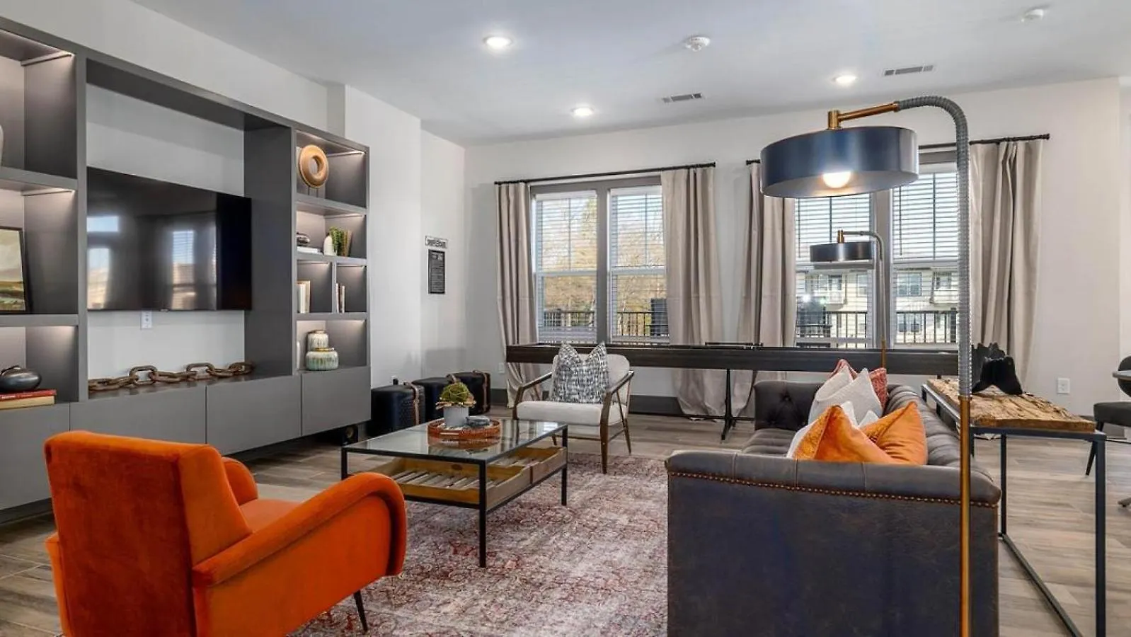 Landing At The Henry - 1 Bedroom In Northwest Charlotte Apartment